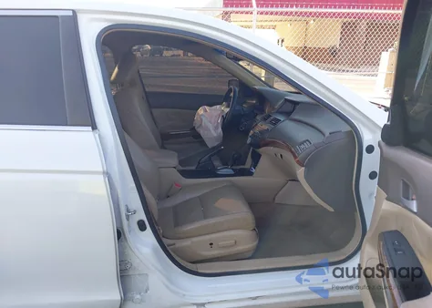 2008 Honda Accord Exl z USA, uszkodzony, nr VIN 1HGCP36888A000312